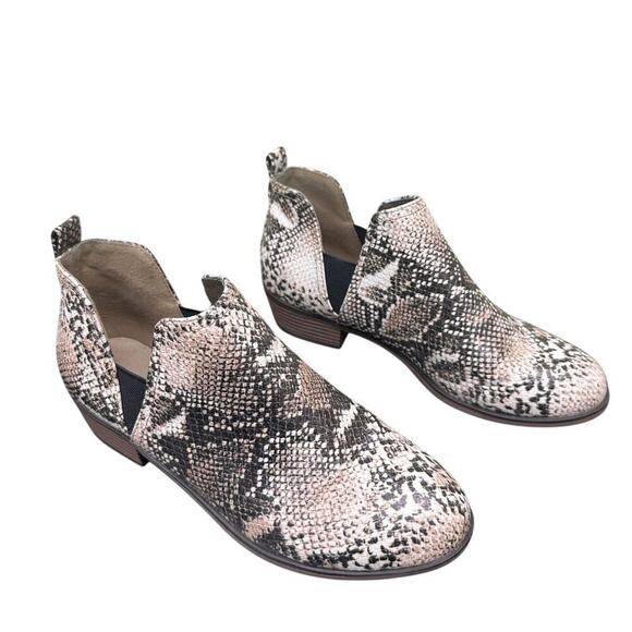 Pierre Dumas Size 8.5 Black Snakeskin Western Rodeo Block Heel Ankle Bootie Boot - Picture 4 of 10